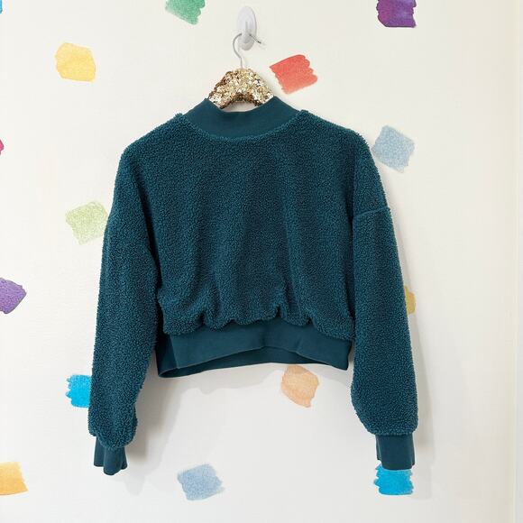 M Fabletics Teal Teddie Cropped Pullover Sweatshirt - Picture 2 of 4
